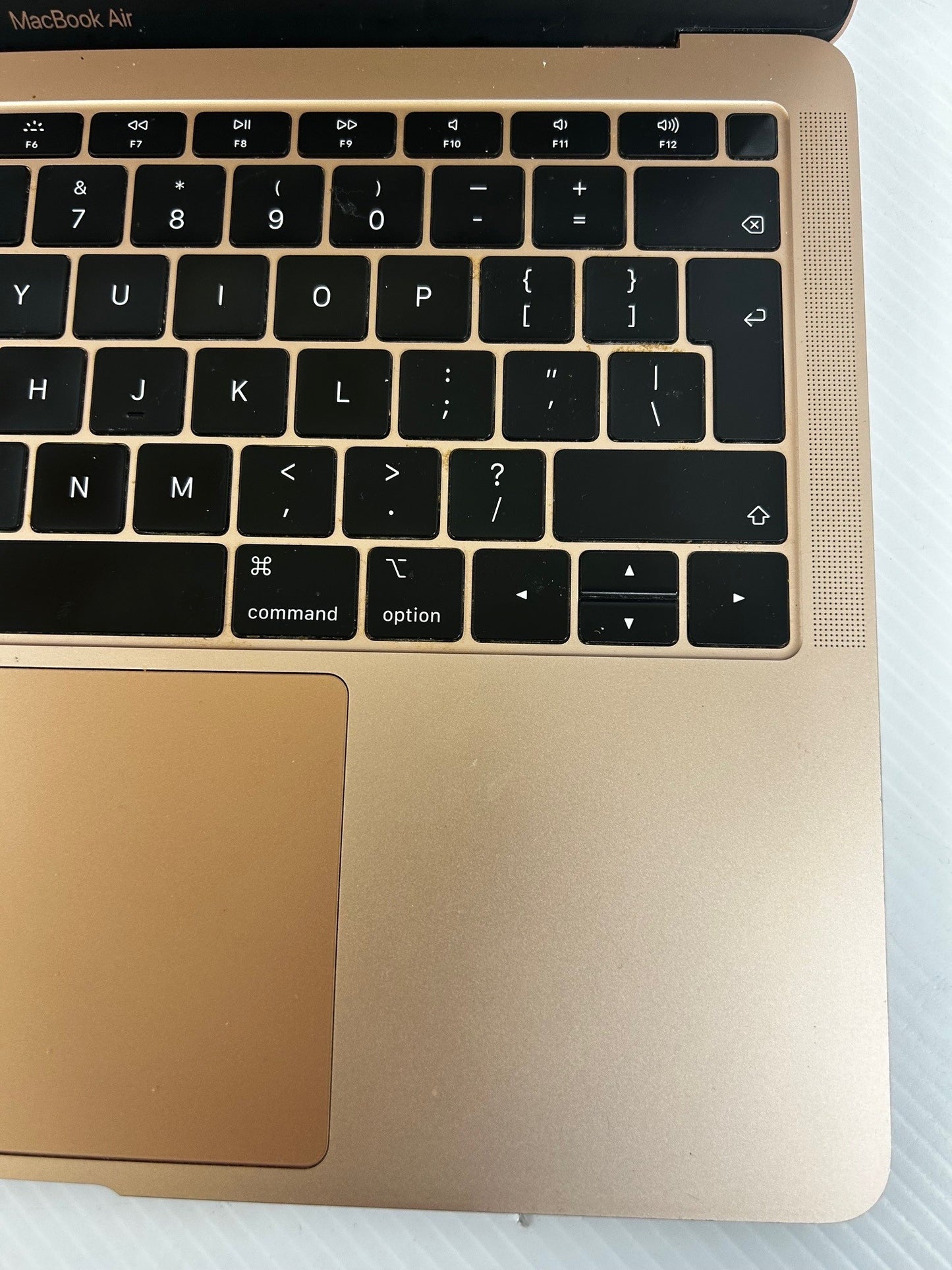 Apple MacBook Air "Core i5" 1.6 13" (True Tone, 2019)
