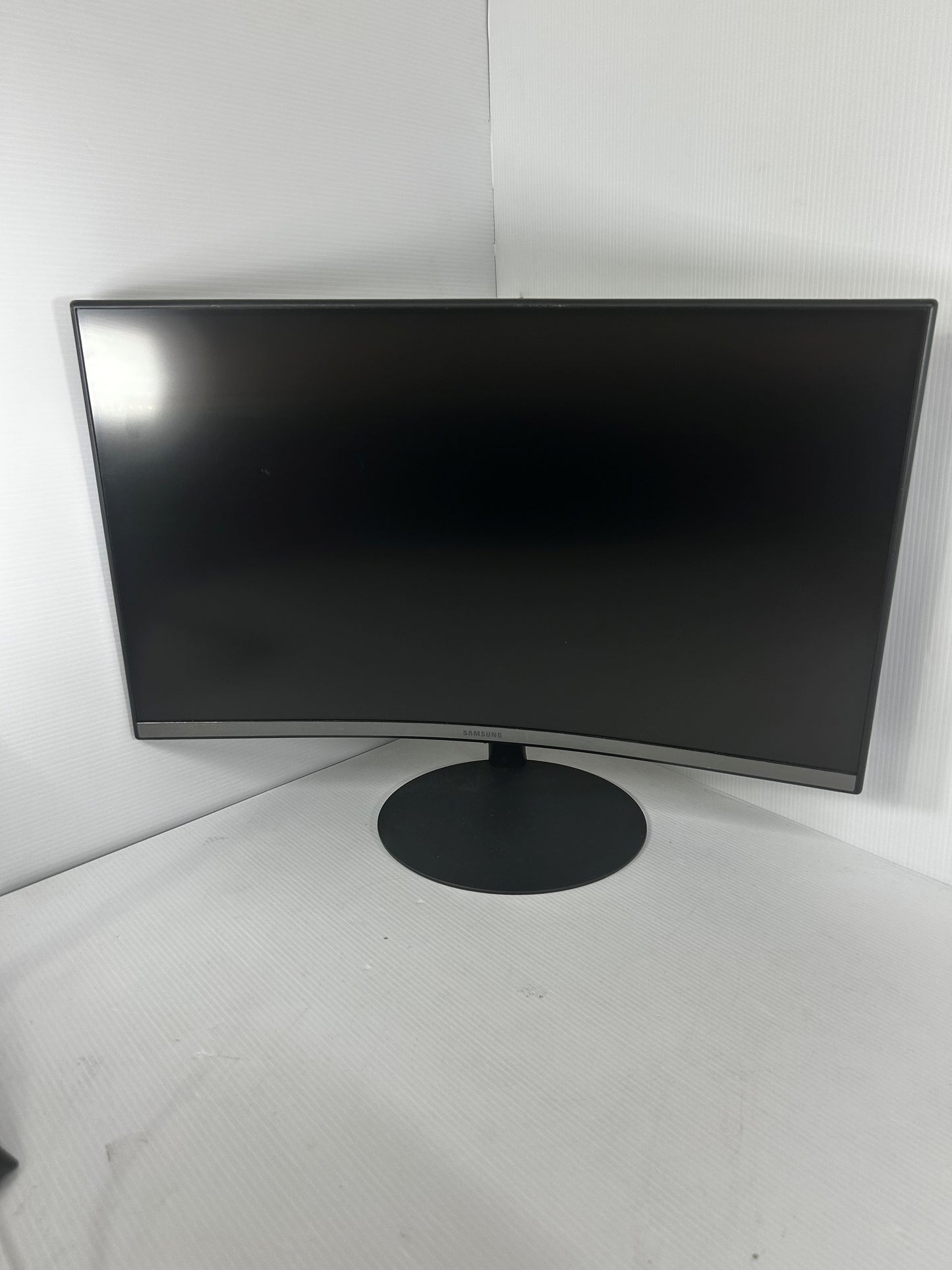 24" Curved Monitor C24T550FD