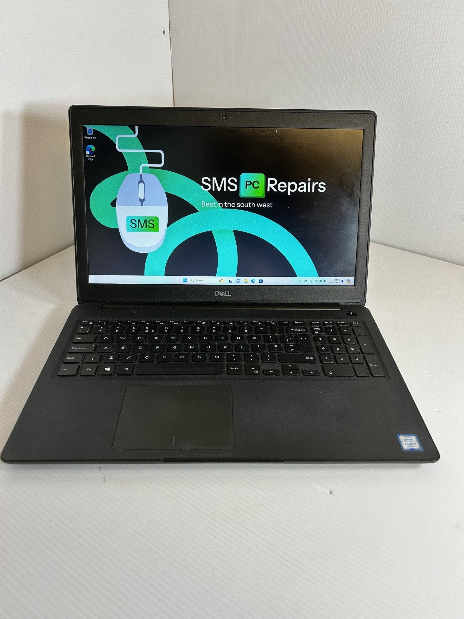 Dell shops Latitude 3500