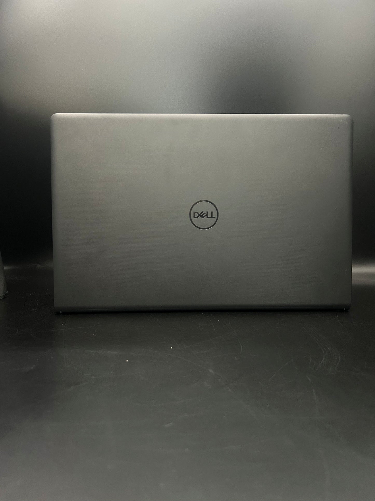Dell Vostro 3520