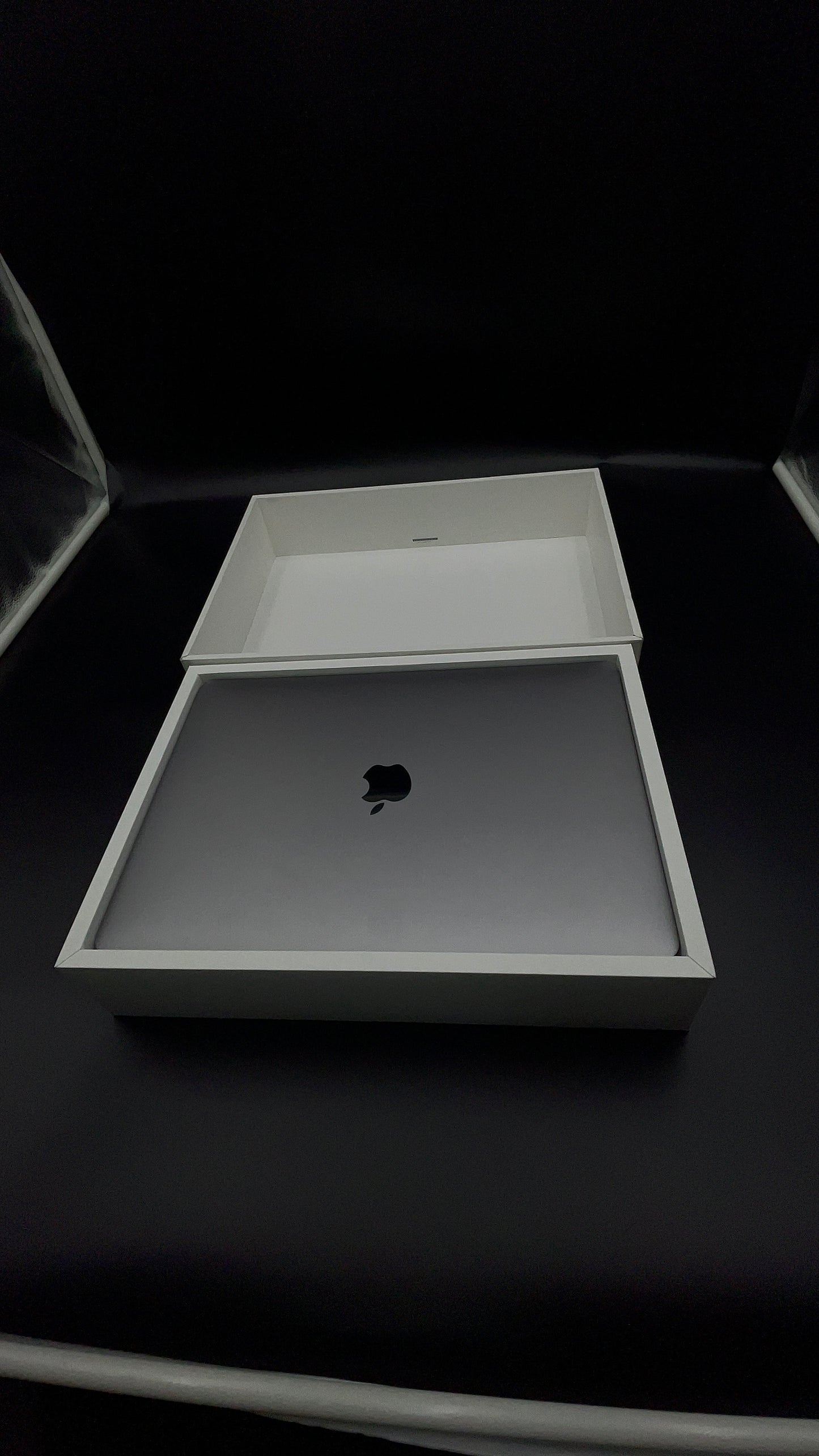 Apple MacBook Pro 13" (M1, 2020) - Space Grey