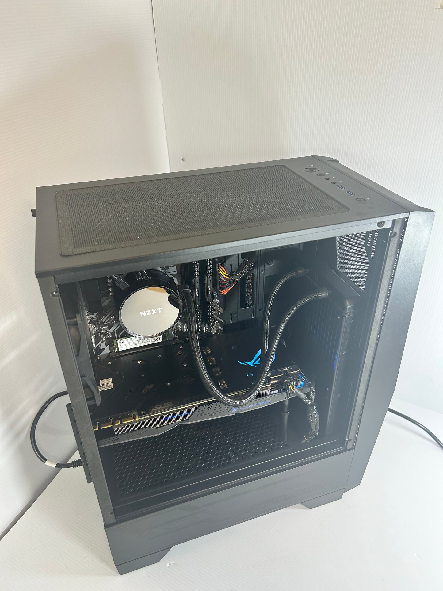 MSI Mag Forge 2