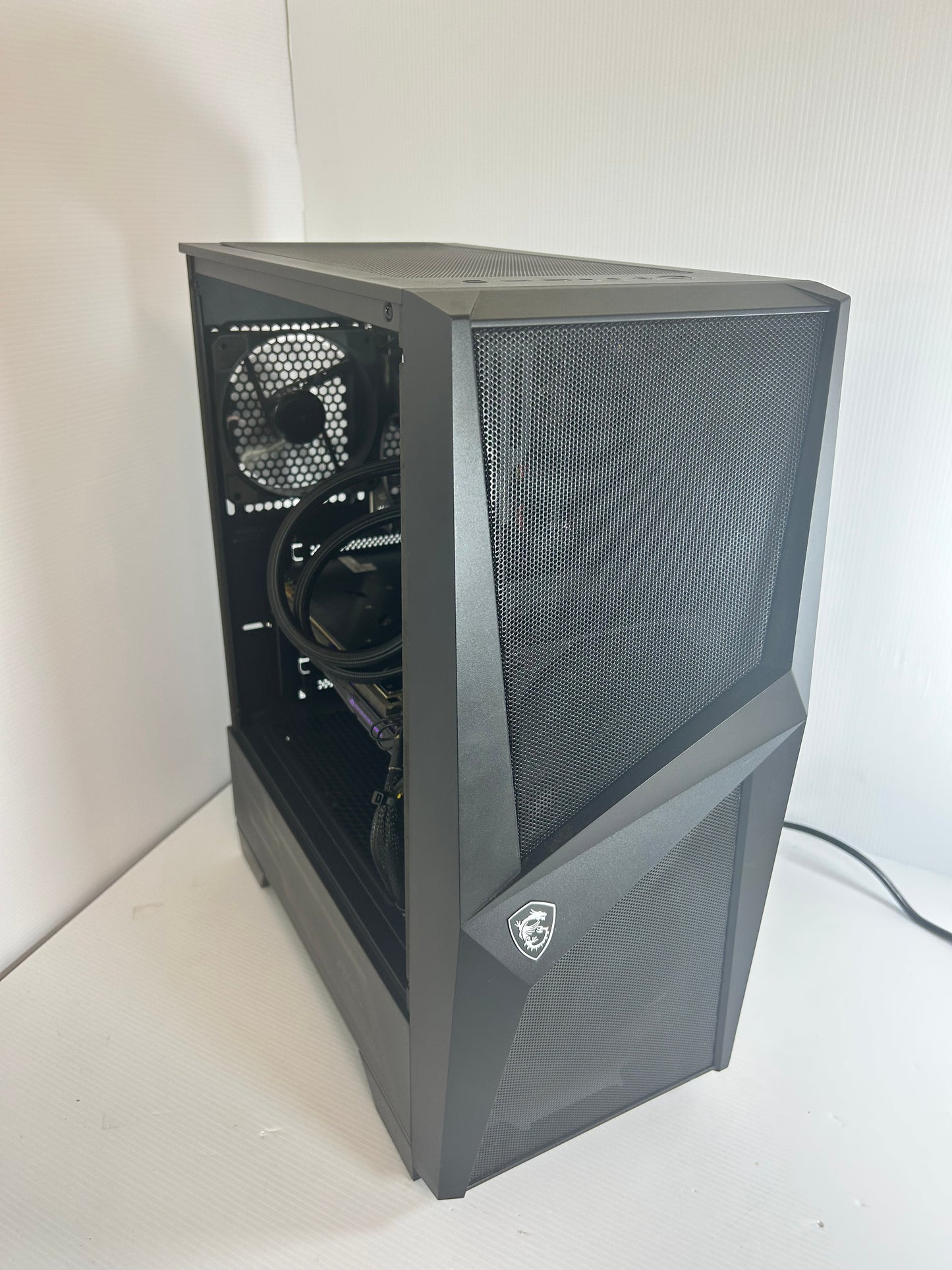 MSI Mag Forge 2