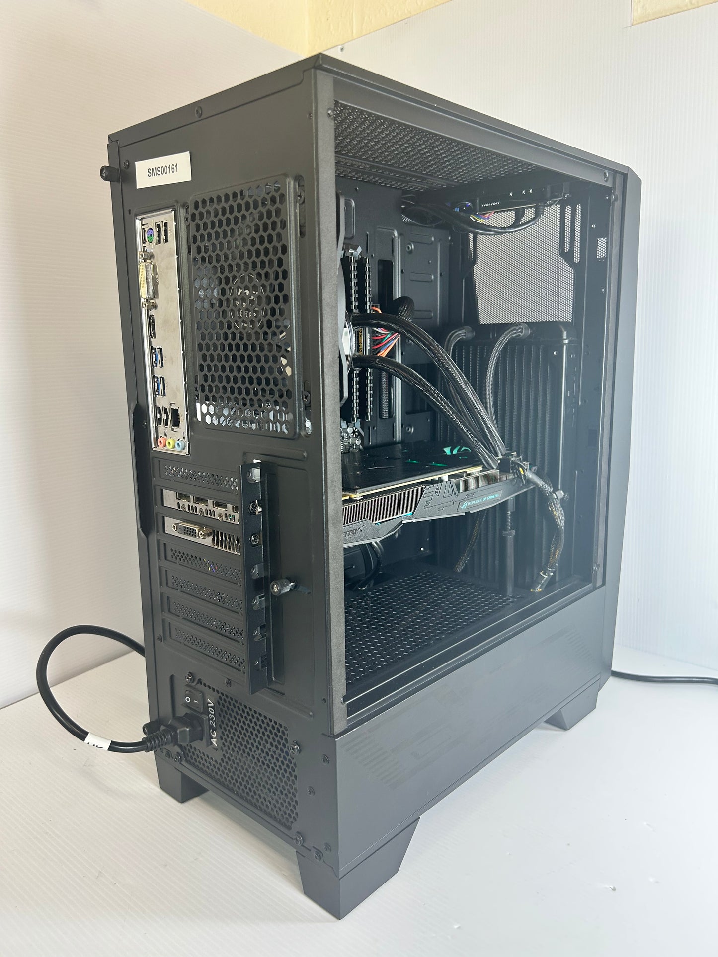 MSI Mag Forge 2
