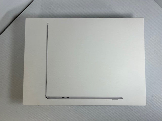 MacBook Air 15-inch (2023) - Apple M2 8-core and 10-core GPU - 8GB RAM - SSD 256GB - QWERTY - English