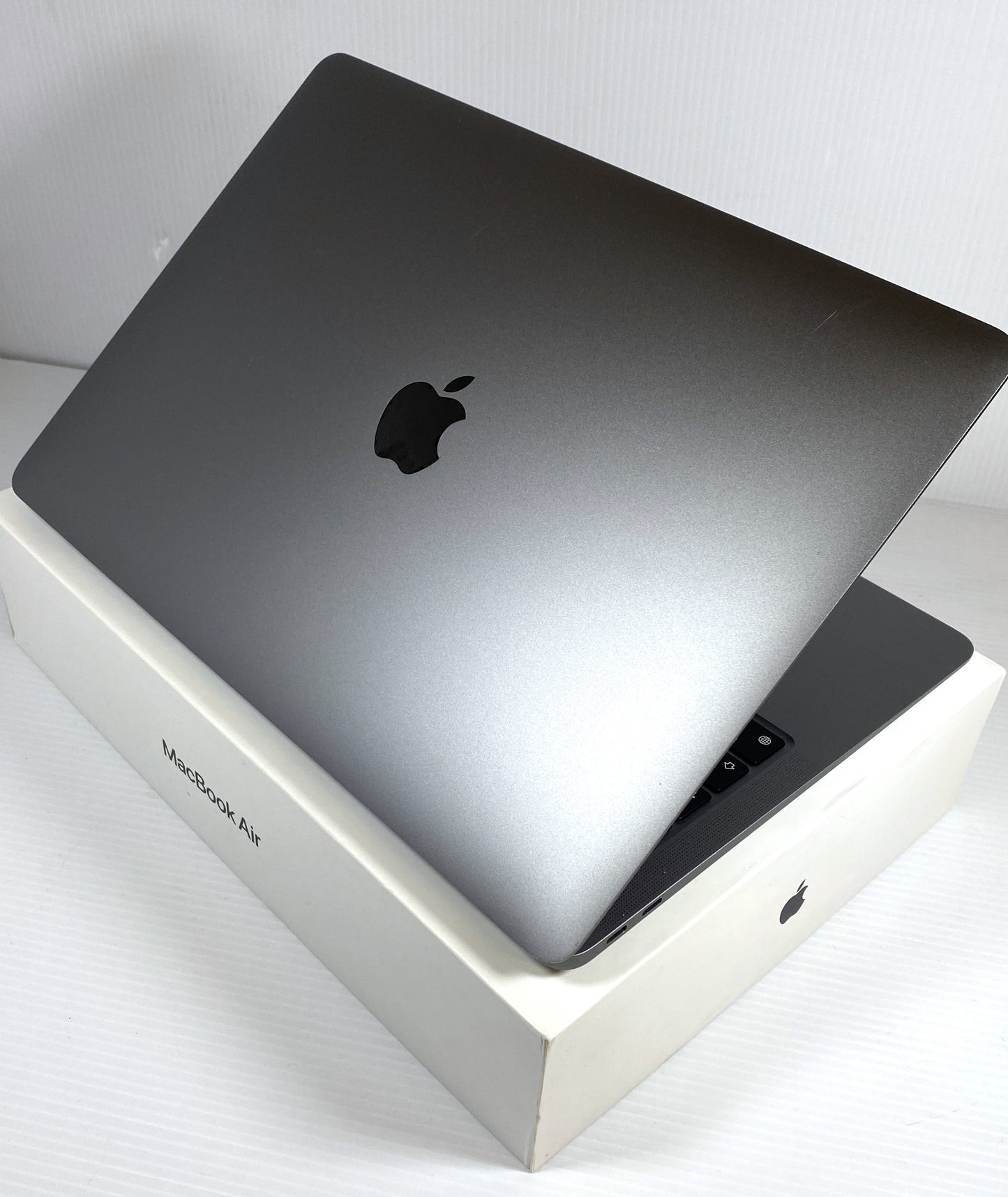 MacBook Air 2020 13” Space Grey