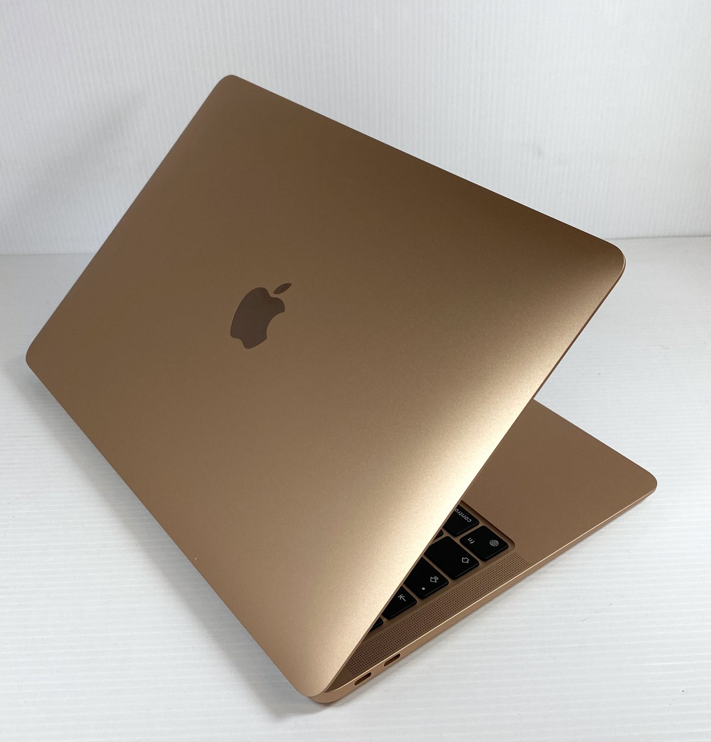 MacBook Air 2020 13” Rose Gold