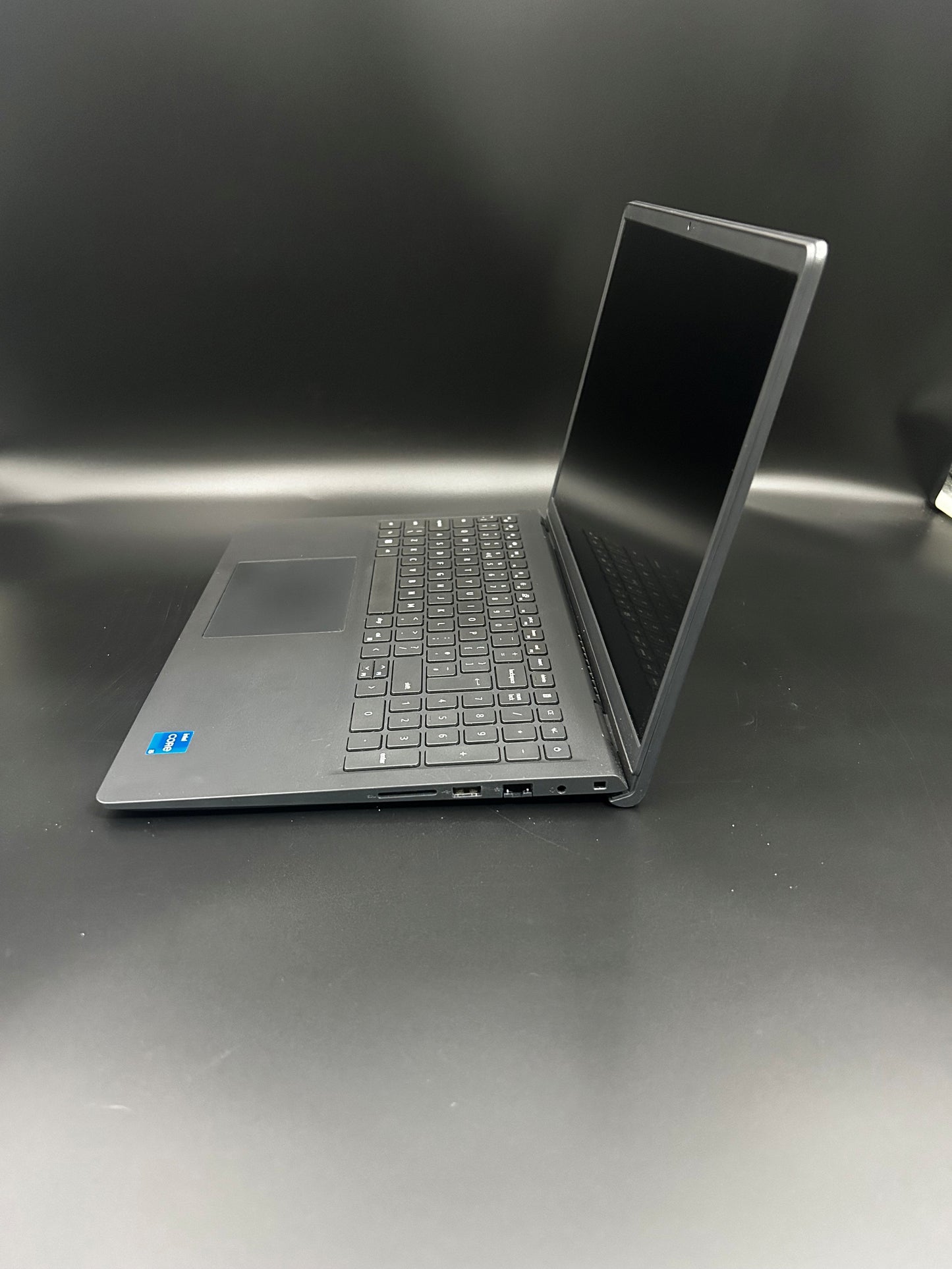 Dell Vostro 15 3510