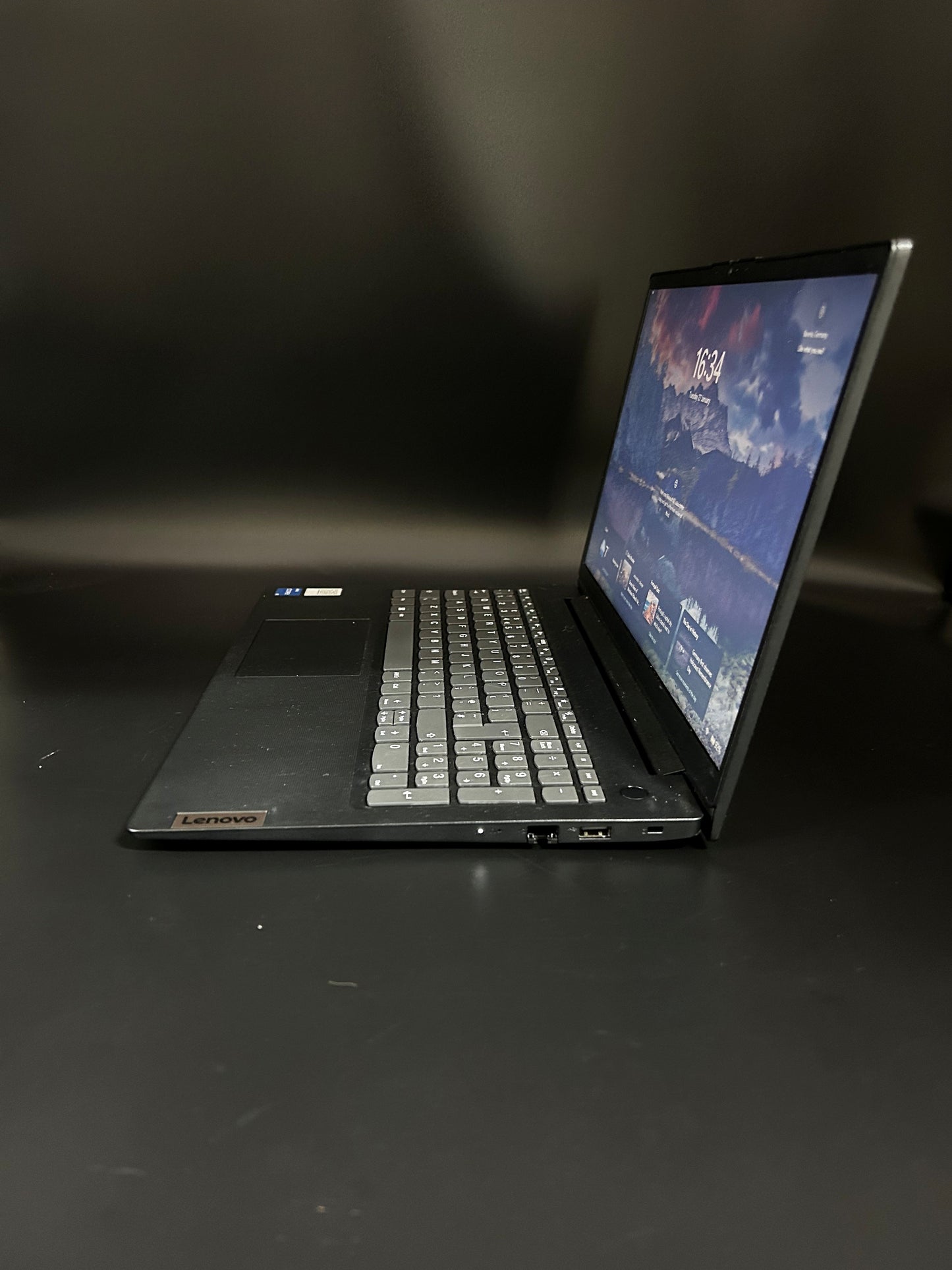 Lenovo V15 G3