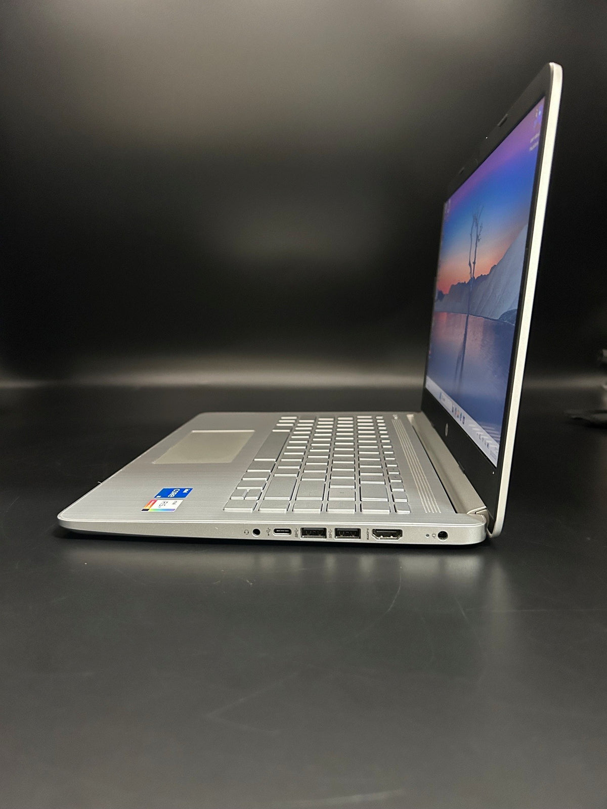 HP Laptop 14s-dq2xxx