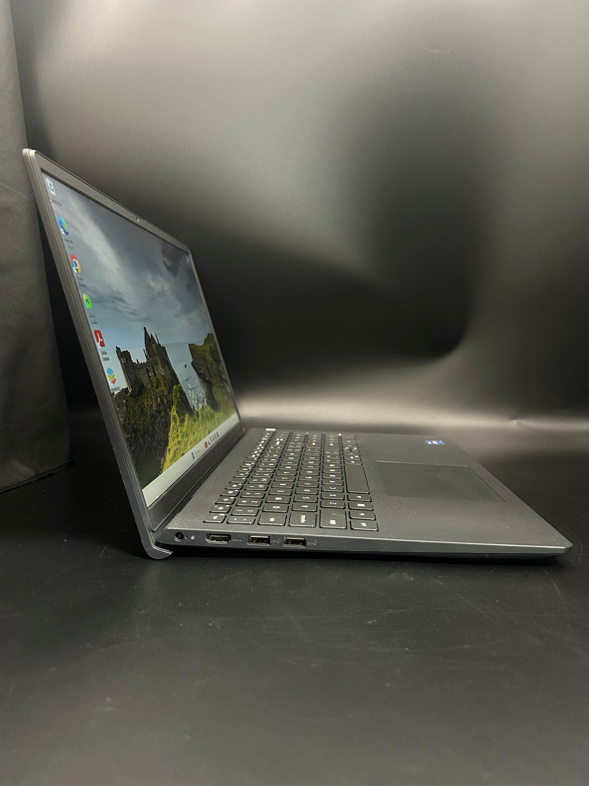 Dell Vostro 3520