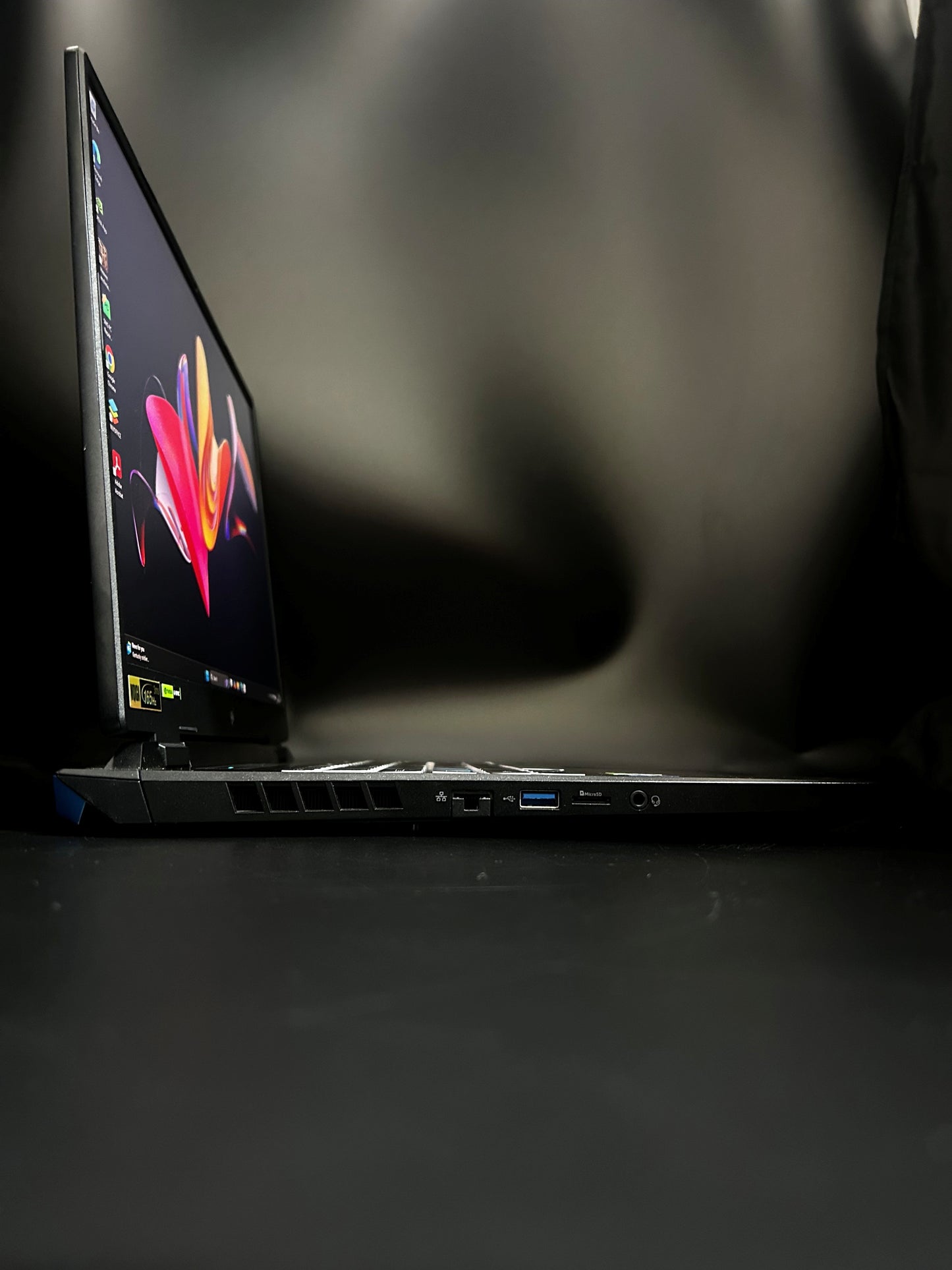 Acer Predator PHN16-71-SMS00393