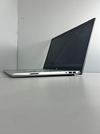 HP Pavillion 15-EW1004NA