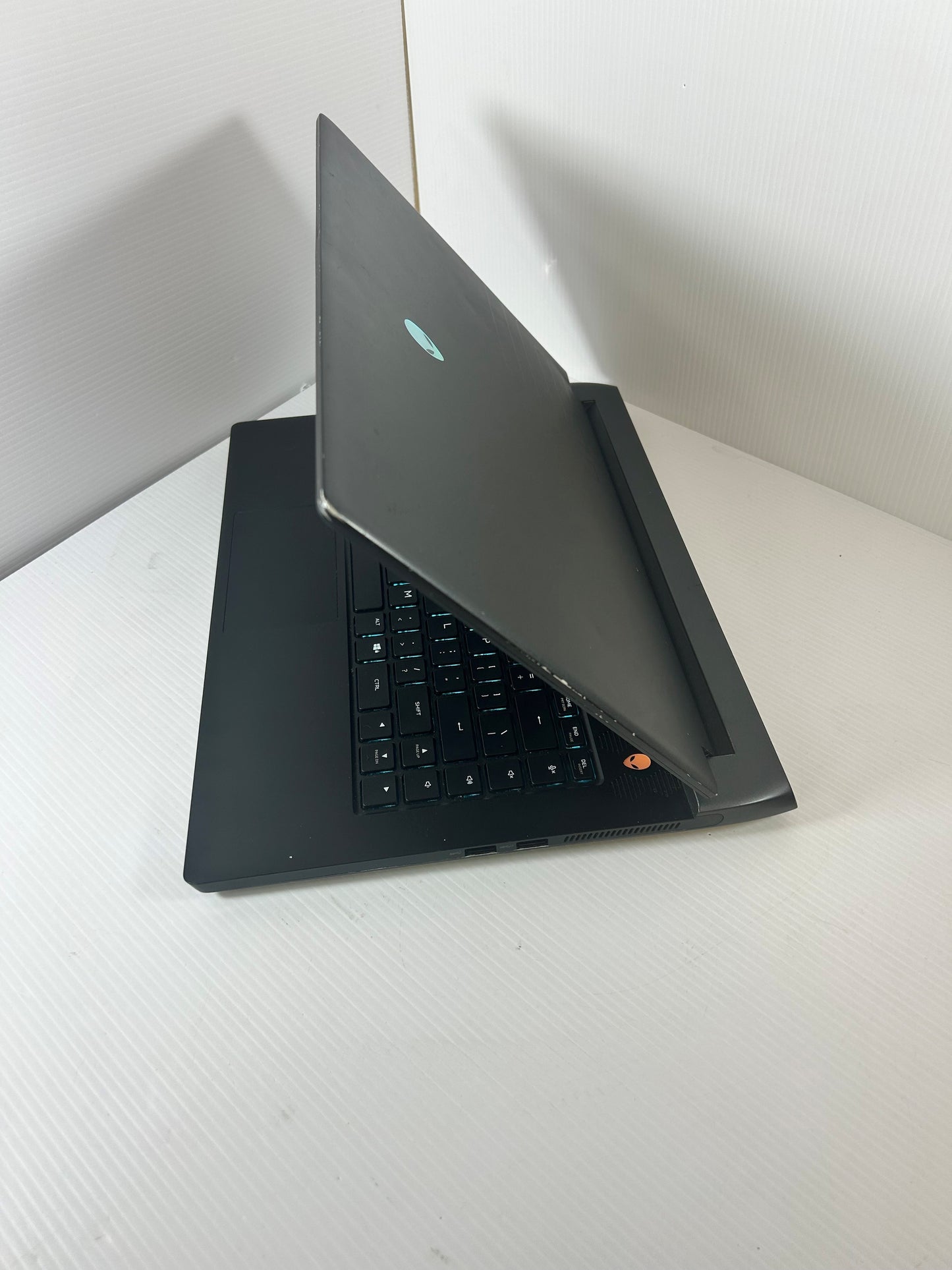 Alienware M15 R6