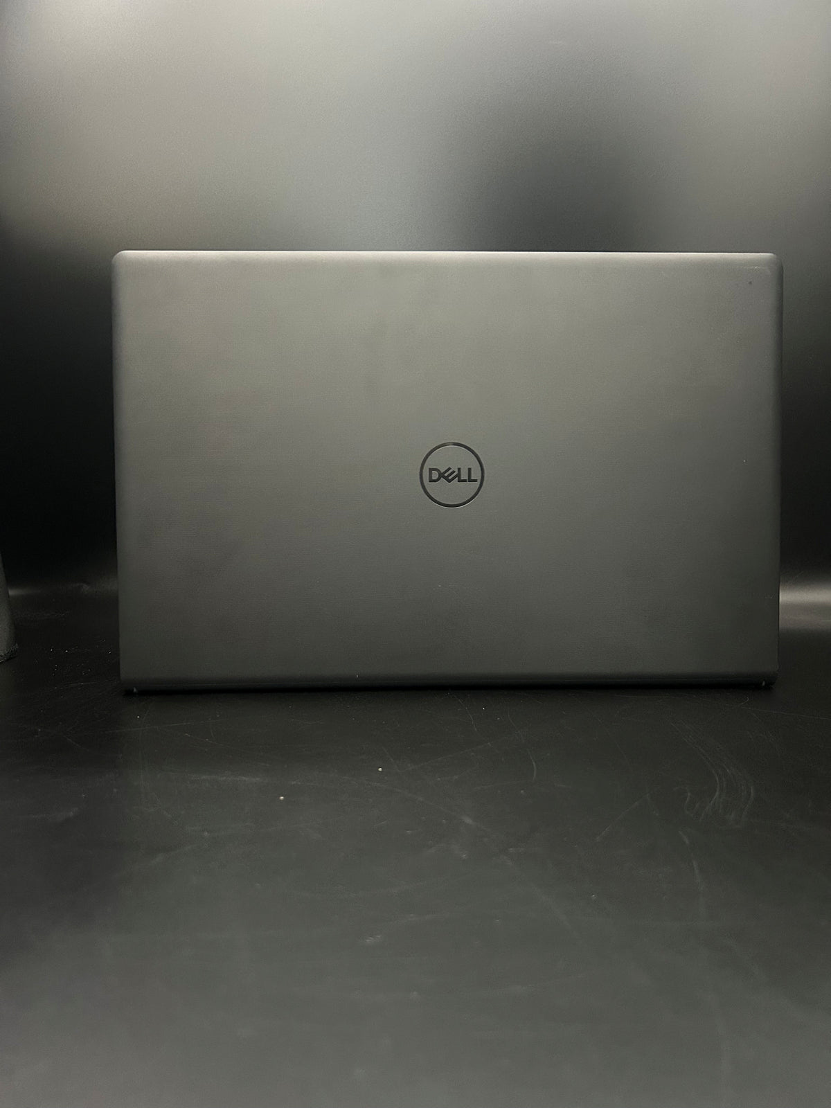 Dell Vostro 3520
