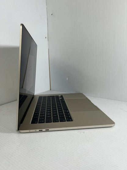Apple MacBook Air (M2, 2023)