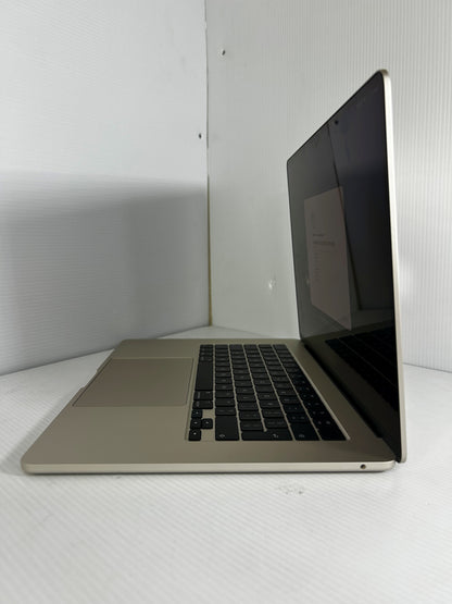 Apple MacBook Air (M2, 2023)