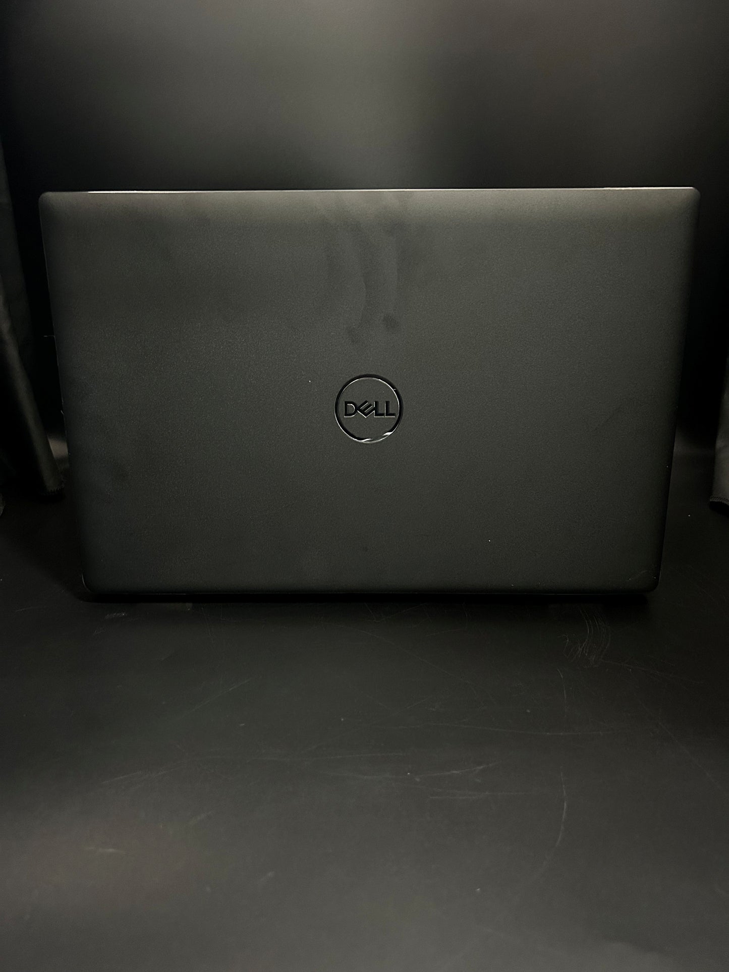Dell latitude 3520 SMS00406