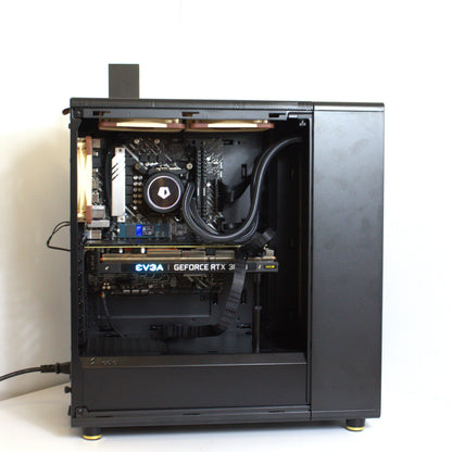 The Fractal North Gaming PC