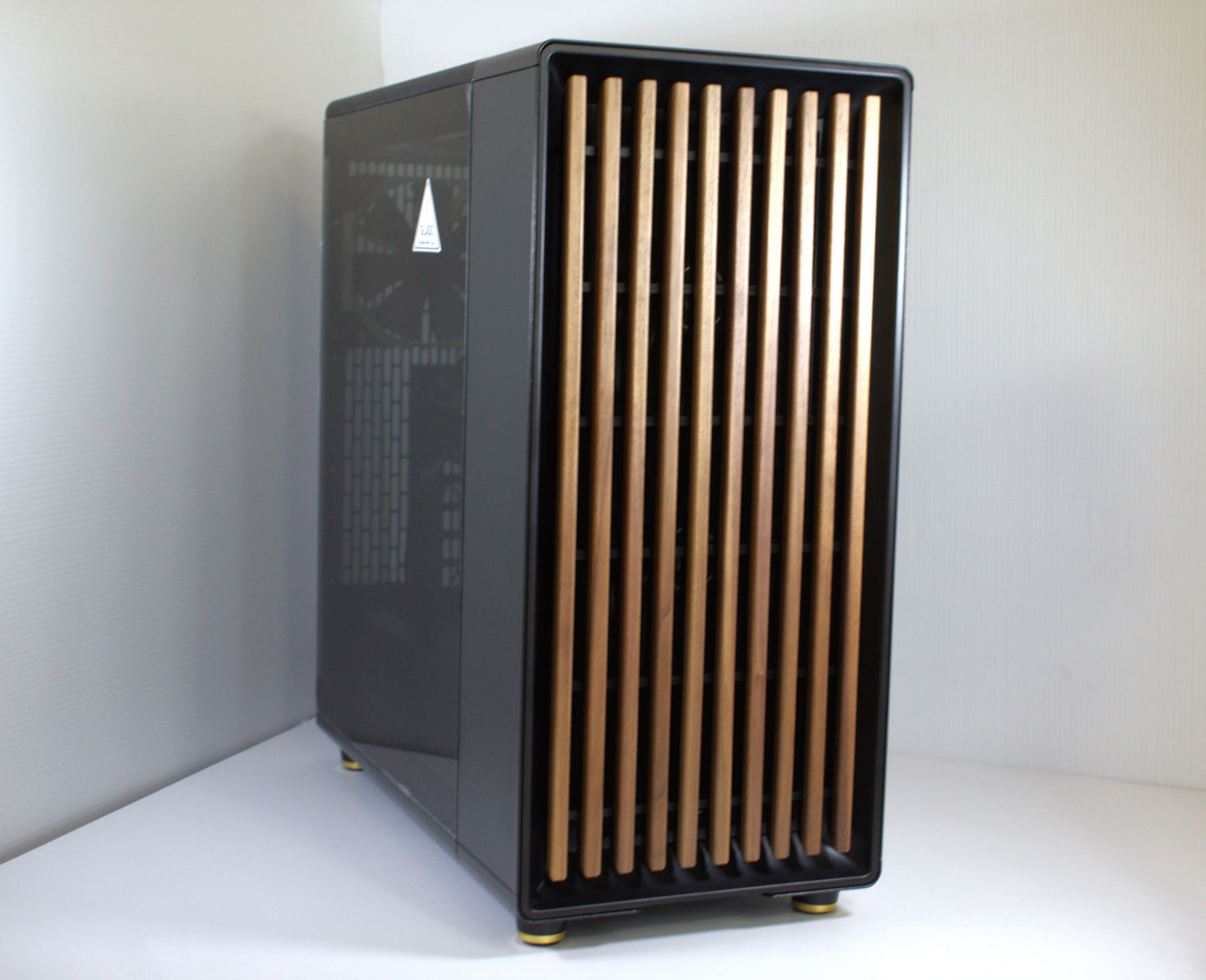 The Fractal North Gaming PC