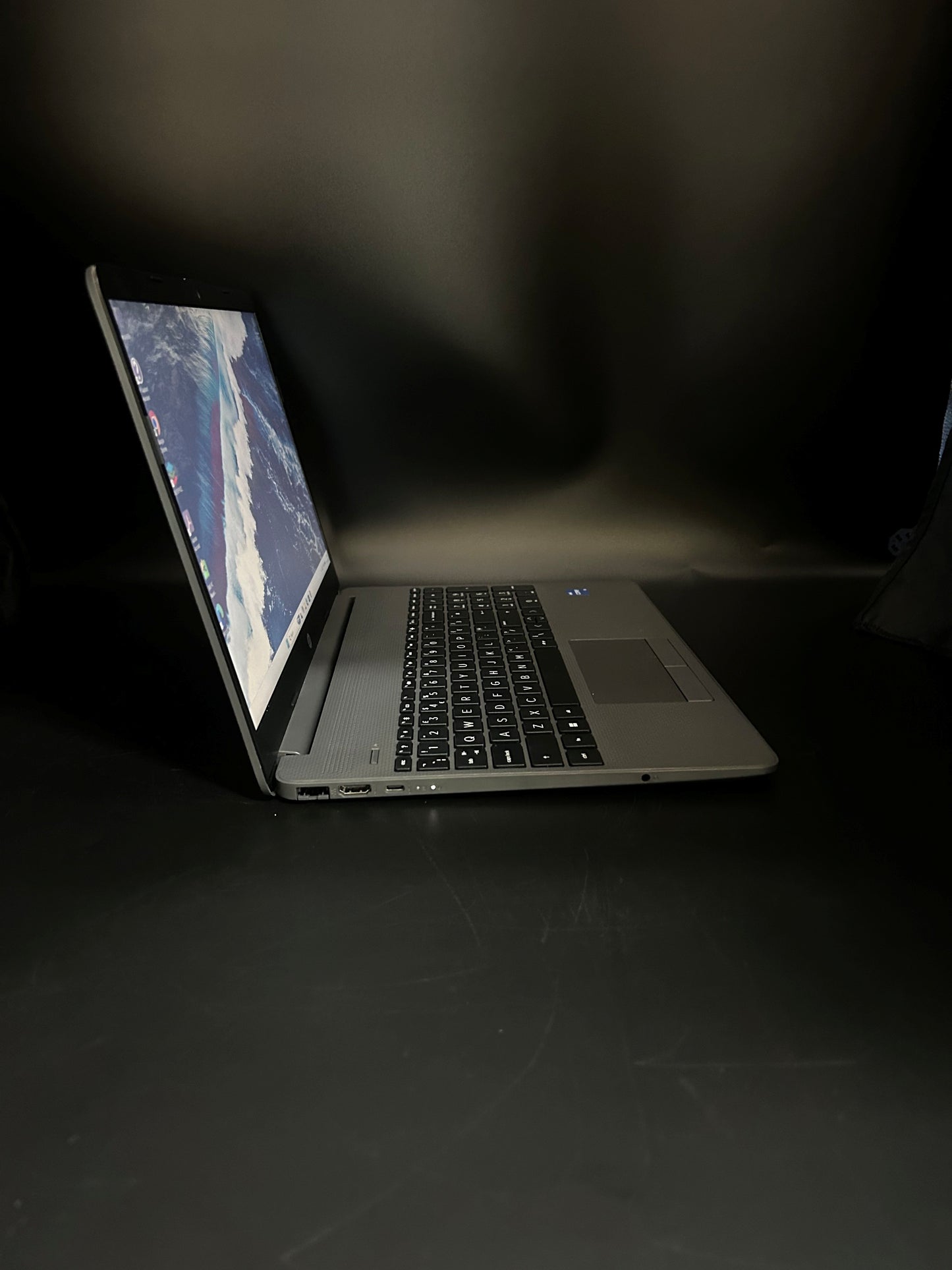 HP 250 G9