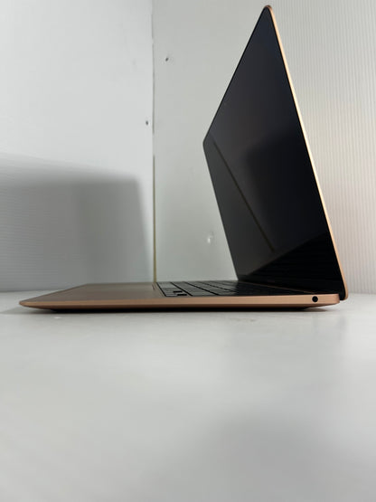 Apple MacBook Air (13-inch, M1, 2020) — 8 GB / 256 GB — Rose Gold