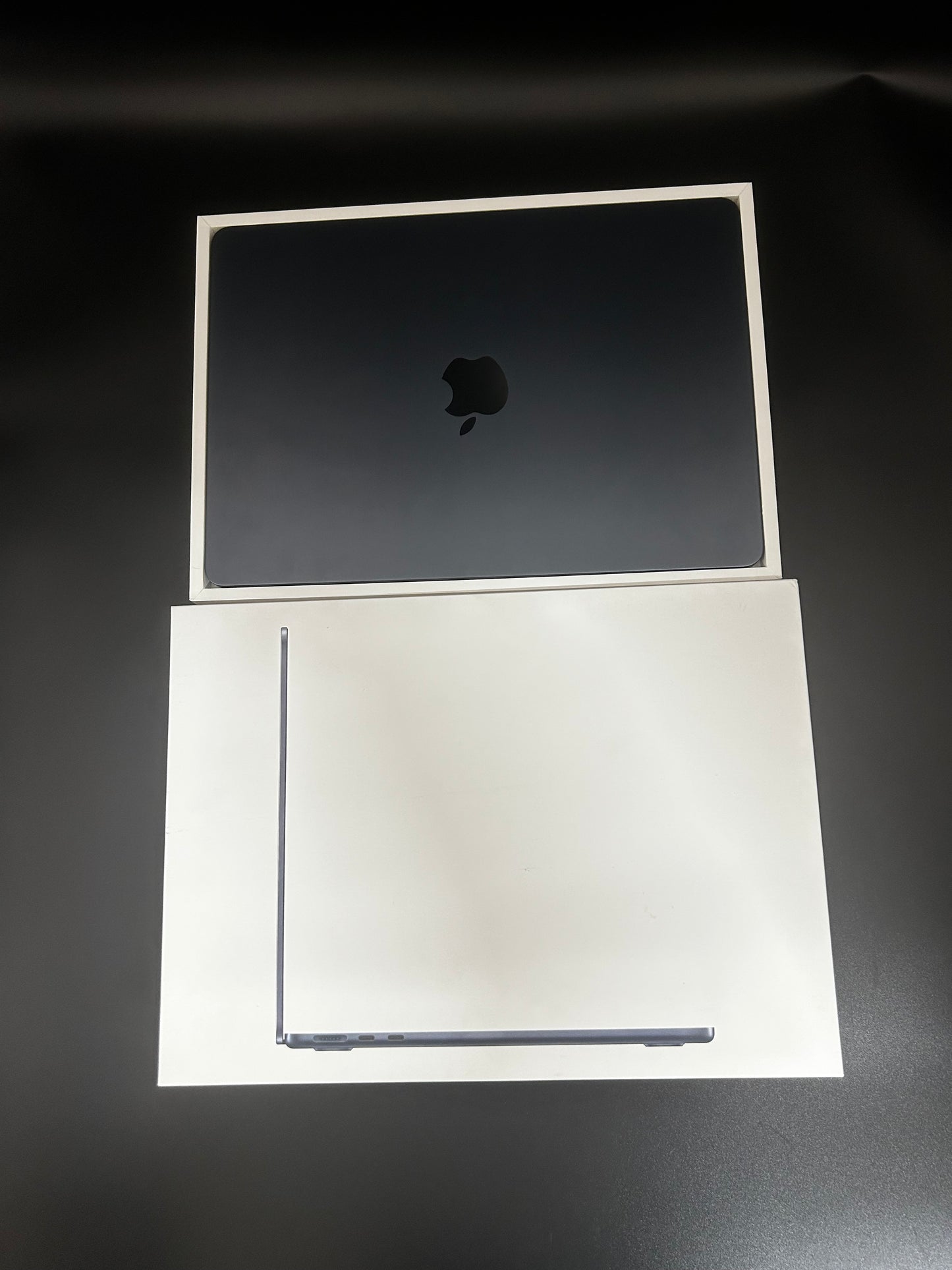 MacBook Air 13" Midnight M4 A3240