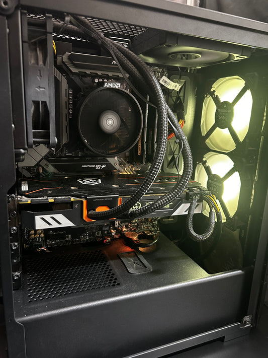 Corsair 220T RGB