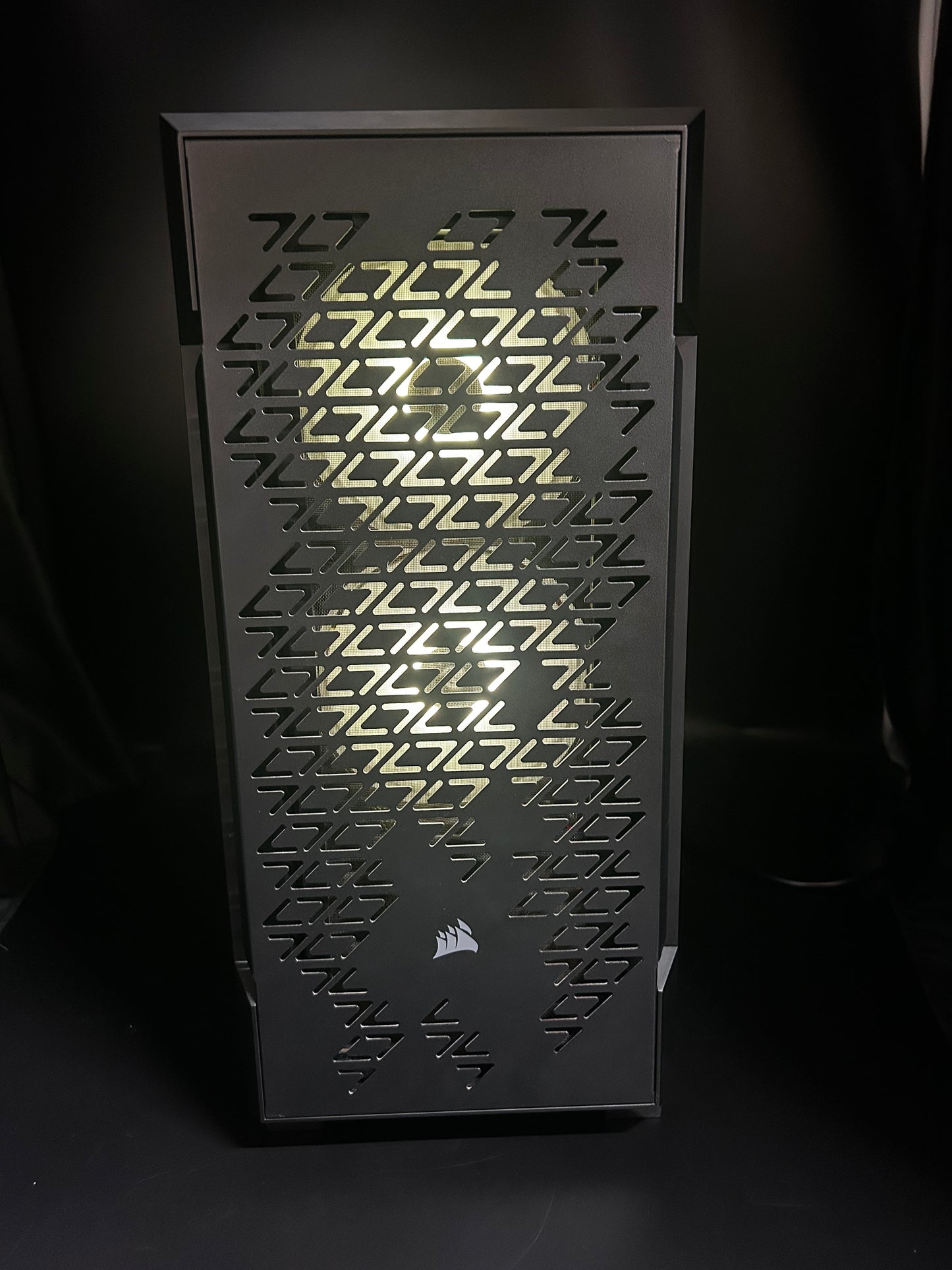 Corsair 220T RGB