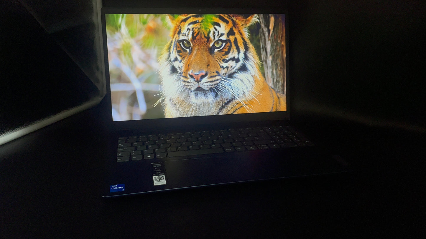 LENOVO IdealPad 15IAU7