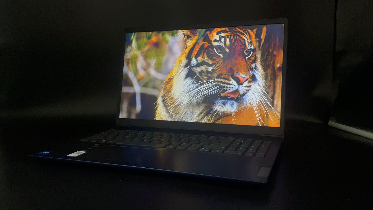 LENOVO IdealPad 15IAU7