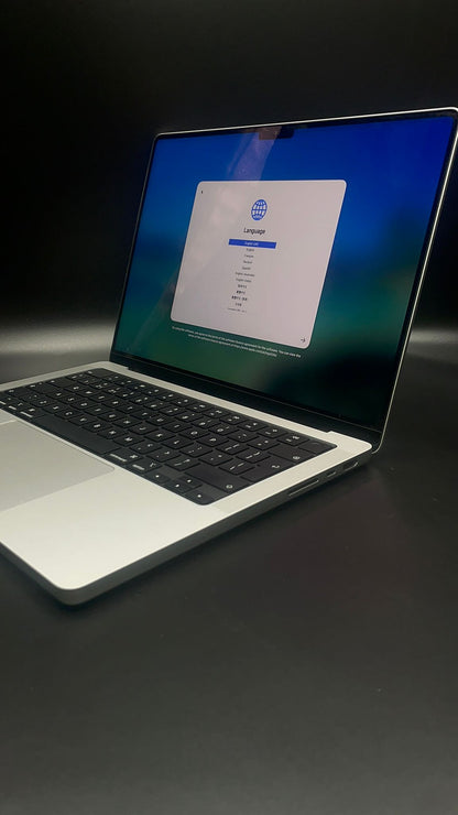 MacBook Pro 14" 2025 - SMS00386