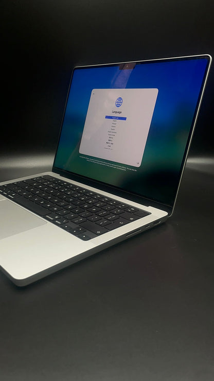 MacBook Pro 14" 2025 - SMS00386