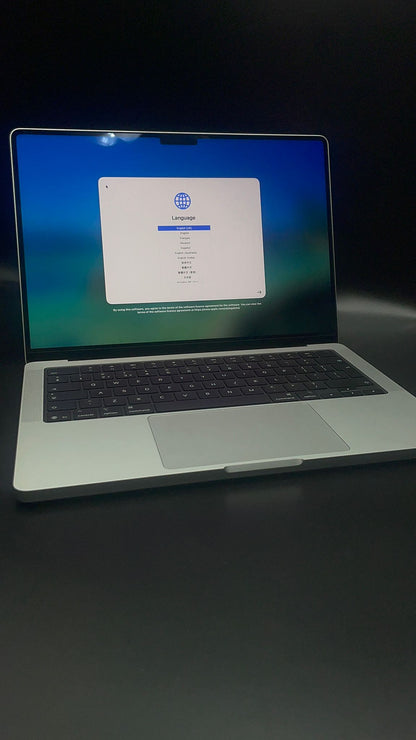 MacBook Pro 14" 2025 - SMS00386